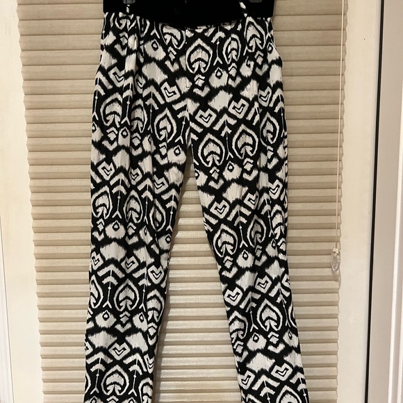 Patterned Pants - Picture 2 of 3
